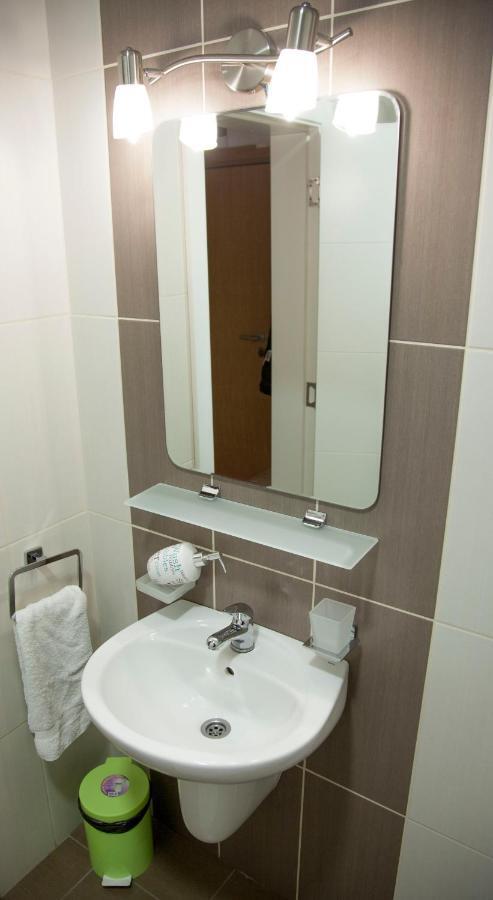 Apartment Vas Raj Novi Sad Esterno foto