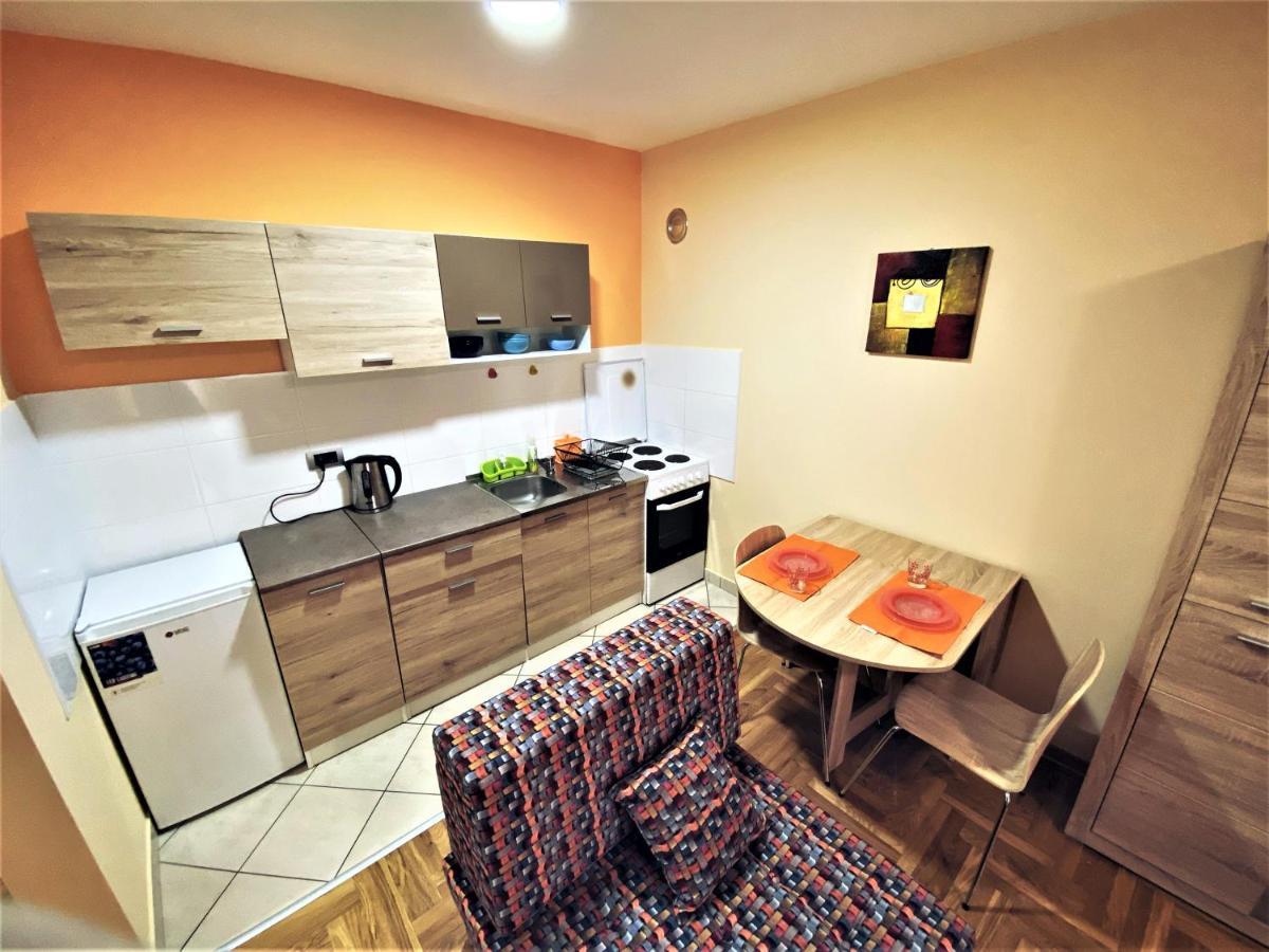 Apartment Vas Raj Novi Sad Esterno foto