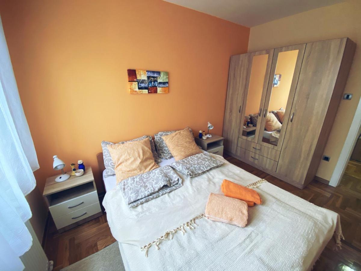 Apartment Vas Raj Novi Sad Esterno foto