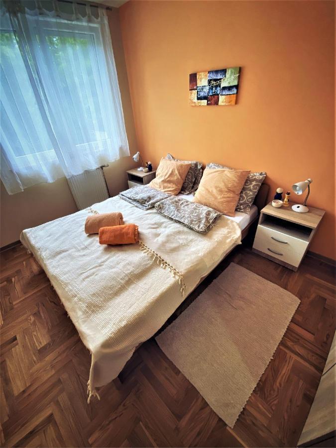 Apartment Vas Raj Novi Sad Esterno foto